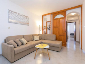  Apartment Vita  Пореч